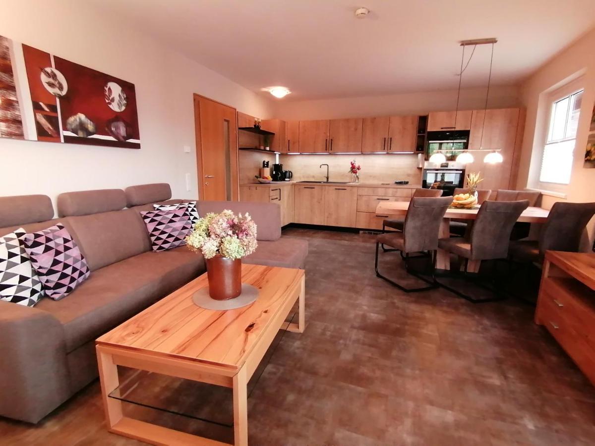 Komfort Appartements Serviced By Auhof Kaprun Exterior foto